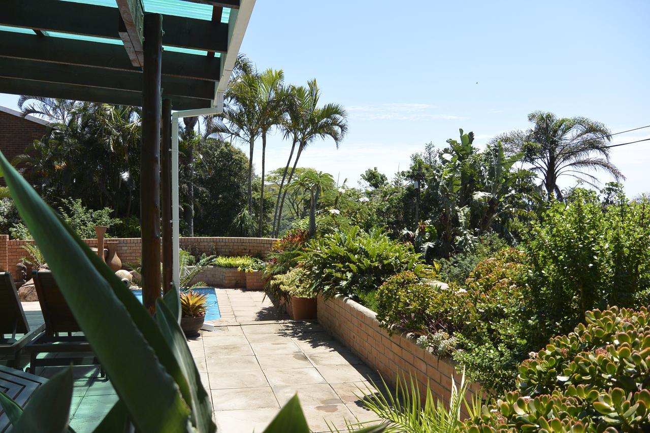 Ginaz Bnb Bed & Breakfast Ballito Exterior photo